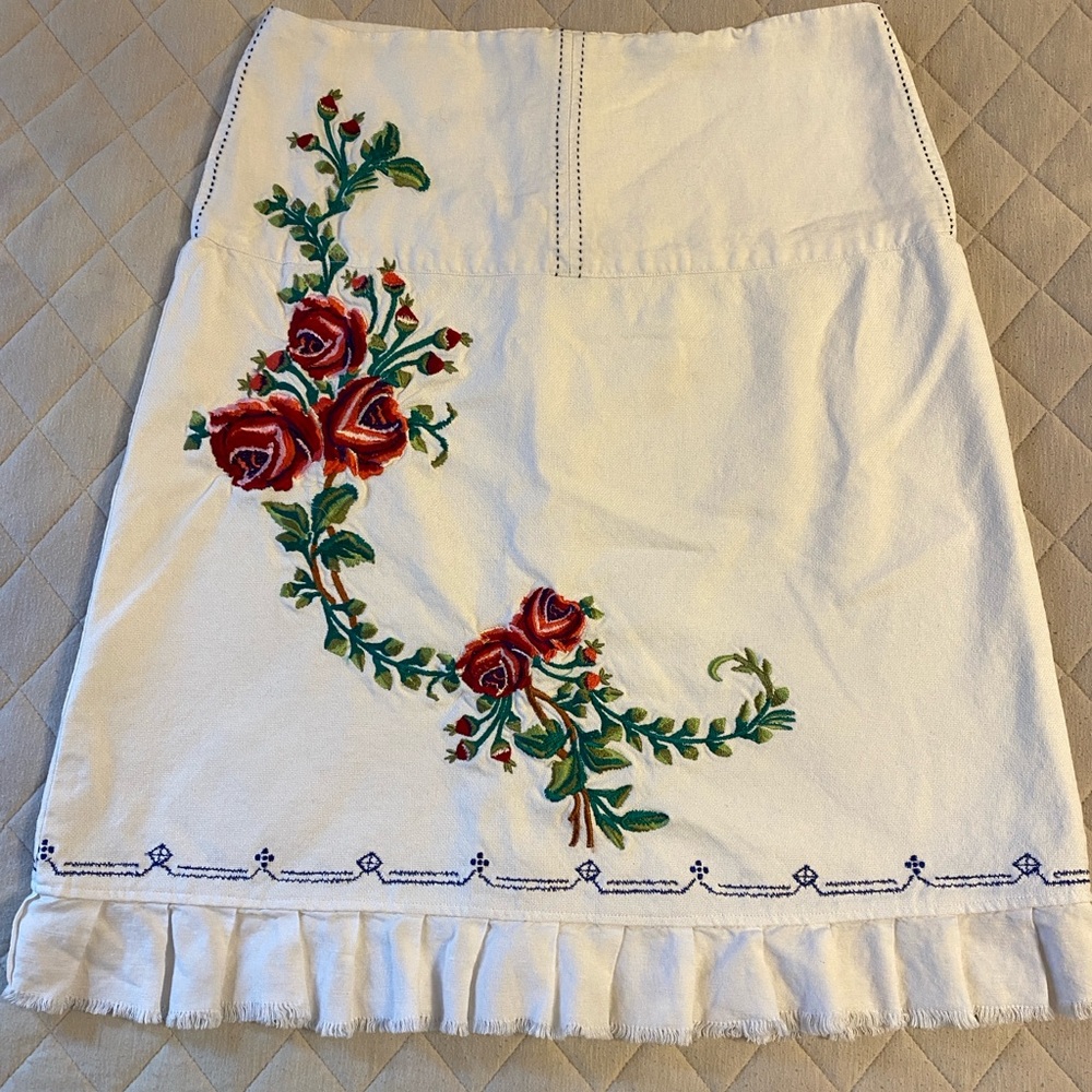 Necessary Objects Cream Embellished Pencil Skirt